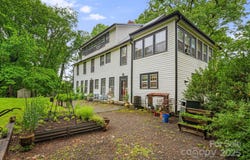 1186 Old US 70 Highway, Black Mountain, NC 28711