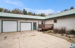 45265 SD 34 Hwy, Madison, SD 57042