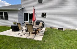 425 S Bridgewater Lane, Muncie, IN 47304