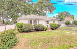 22 Mystic Street, Fords, NJ 08863