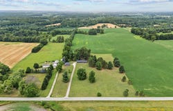 5560 Dewey Road, Hillsdale, MI 49242