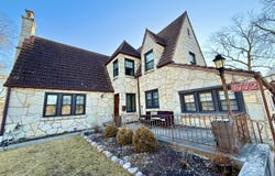 1772 Birch Street, Des Plaines, IL 60018