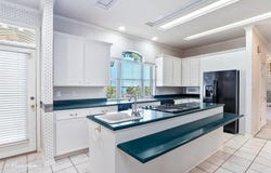 5713 S Lakeshore Drive, Shreveport, LA 71119