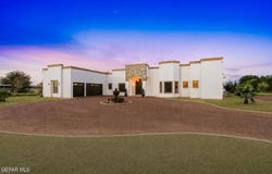 6750 Gato Road, El Paso, TX 79932
