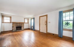 115 Overlook Ter, Bloomfield Twp., NJ 07003-2916