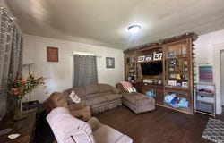 130 N 4th St, Osborne, KS 67473