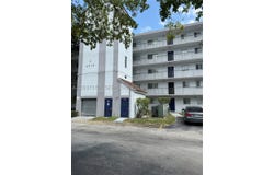 8710 N Sherman Cir, Miramar, FL 33025