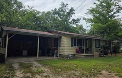 109 S Adams Street, Mena, AR 71953