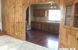 1916 AMES Road, Red Bud, IL 62278