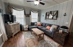 6072 BAY BREEZE DR, HORNTOWN, VA 23395