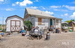 2595 NW 2nd Ave, Fruitland, ID 83619