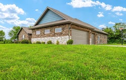 893 Azalea Lane, Clever, MO 65631