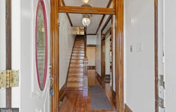 425 HAMILTON STREET, HARRISBURG, PA 17102