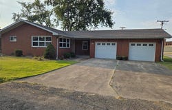 1311 Slade Street, Carlyle, IL 62231