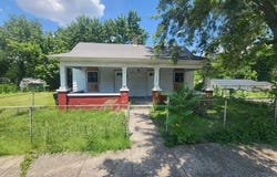 400 W 2ND STREET, HOPKINSVILLE, KY 42240
