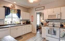 201 Miss Debra Avenue, Kincaid, IL 62540