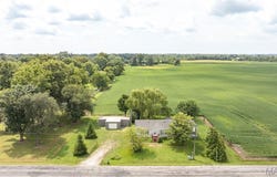 200 Spangle Road W, Staunton, IL 62088