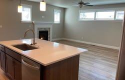 690 E 1ST Ave, Estacada, OR 97023