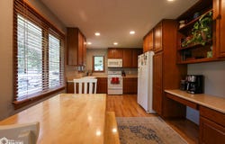 320 S. Western St., Stuart, IA 50250