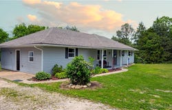 4097 Old South 5 Hwy, Camdenton, MO 65020