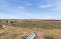 118 E Skeleton Road, Waukomis, OK 73773