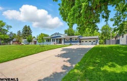 701 VALLEY VIEW DR, Scottsbluff, NE 69361
