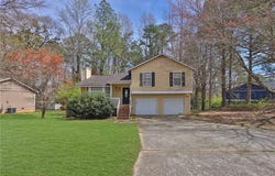 2895 Wildflower Lane, Snellville, GA 30039