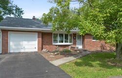905 Beechwood Ln, VESTAL, NY 13850