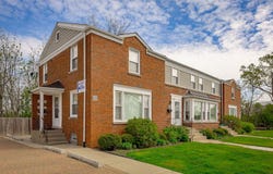 5640 W Carmen Avenue, Chicago, IL 60630