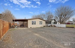 420 E Avenue C, Wendell, ID 83355