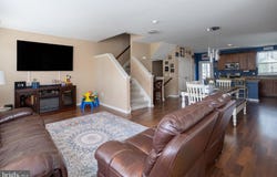 104 CREEKSIDE WAY, BURLINGTON, NJ 08016