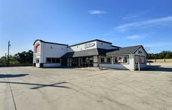 2262 Bandera Hwy, Kerrville, TX 78028