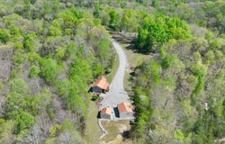 185 S Wind Lane, Burkesville, KY 42717