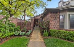 6208 Waterford Boulevard, Oklahoma City, OK 73118