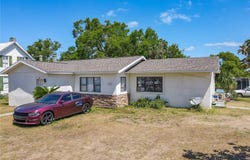 525 E ORANGE AVENUE, EUSTIS, FL 32726