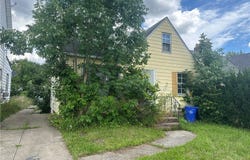 3927 E 153rd Street, Cleveland, OH 44128
