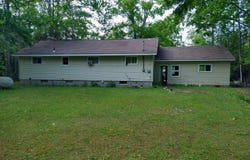 1427 E Lacomb Road, Alpena, MI 49707