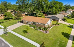 580 NEWARK Lane, Hoffman Estates, IL 60169
