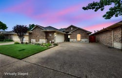 210 Oleander Place, Waxahachie, TX 75165