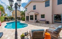 18172 SW 3rd St, Pembroke Pines, FL 33029