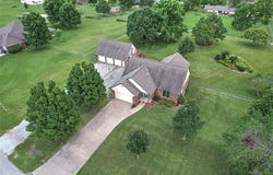 10672 E Canyon Oaks Court, Claremore, OK 74017