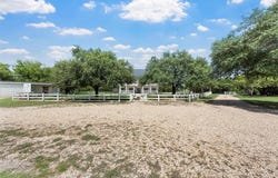 738 Old Ranch Road, China Spring, TX 76633