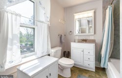 319 N BROAD STREET, LITITZ, PA 17543