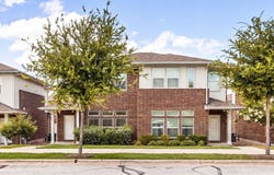 605 W South St, Leander, TX 78641