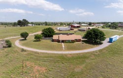 1409 N Iowa Street, Shamrock, TX 79079