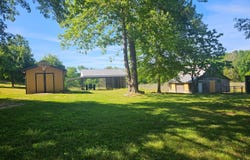 6689 Douglas Road, Houston, MO 65483
