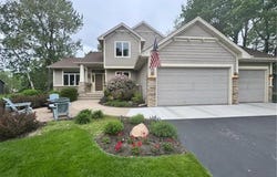 15224 Swallow Street NW, Andover, MN 55304
