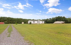 4095 Point Caswell Road, Atkinson, NC 28421