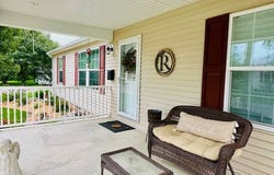 402 N. Harrison St., Oblong, IL 62449