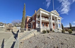 1725 Arizona Avenue, El Paso, TX 79902